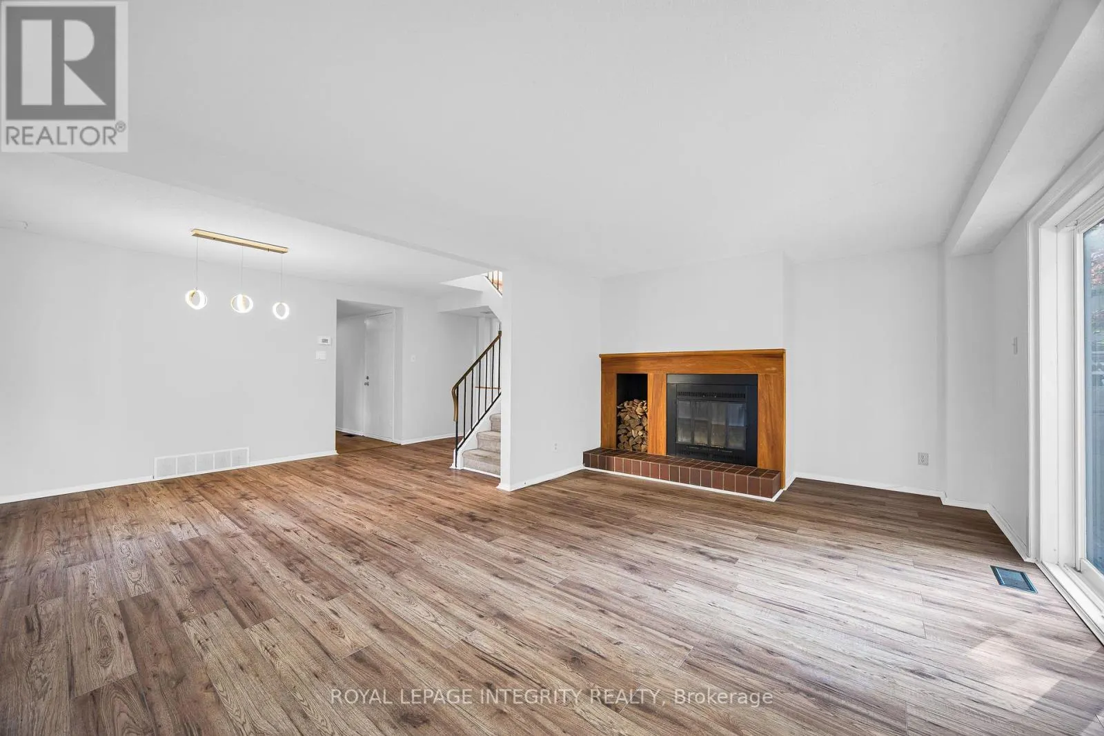 226 SHERWAY DRIVE