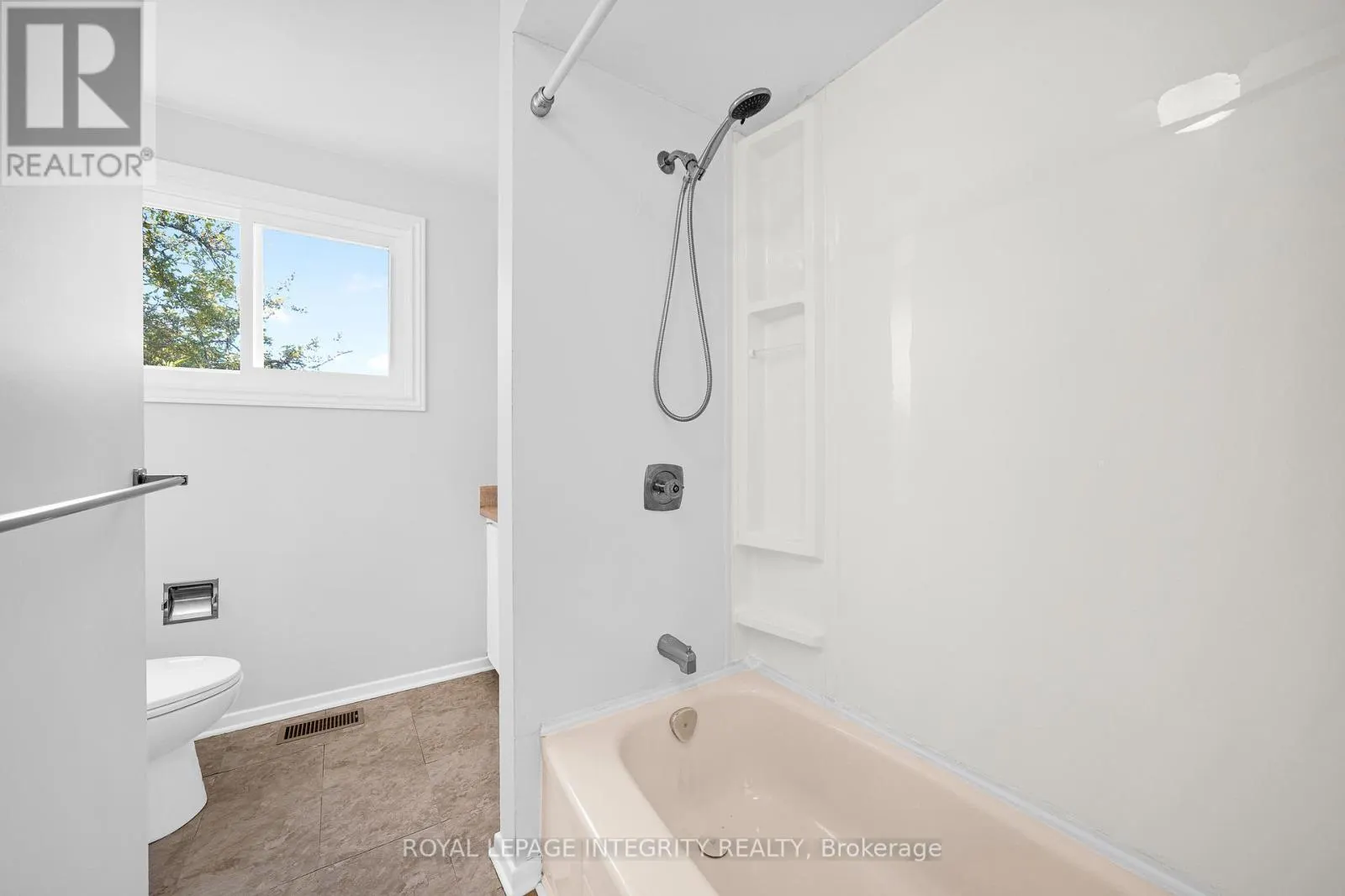 226 SHERWAY DRIVE