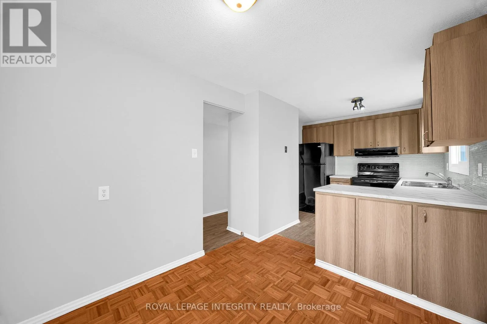 226 SHERWAY DRIVE