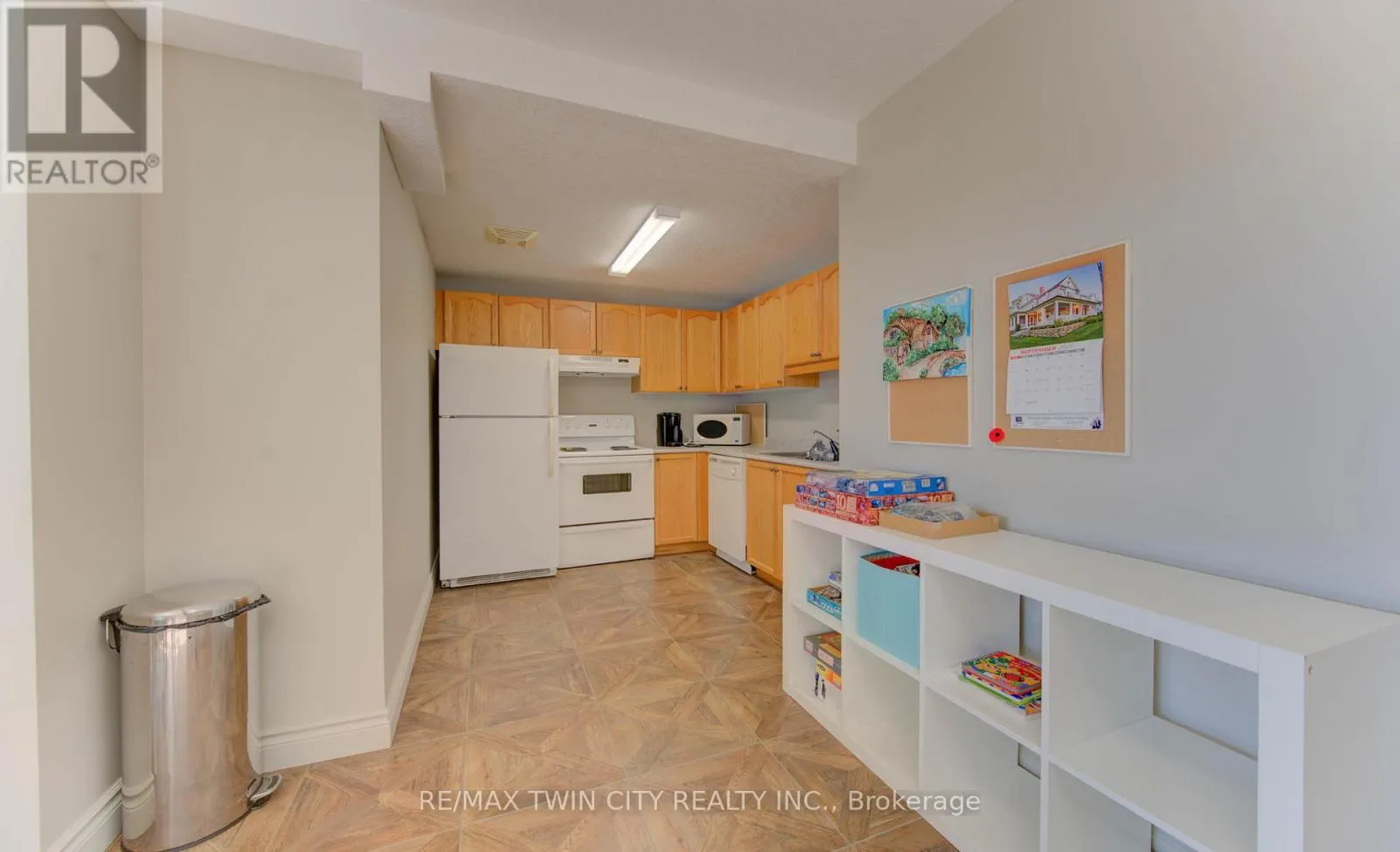 402 - 345 BRIARMEADOW DRIVE