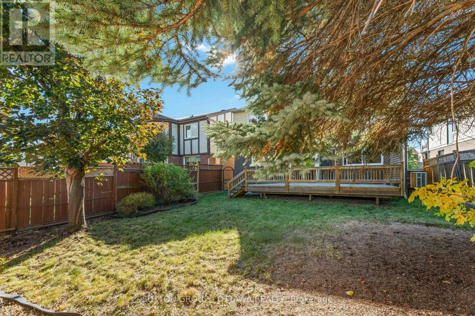 7 CASTLETHORPE CRESCENT