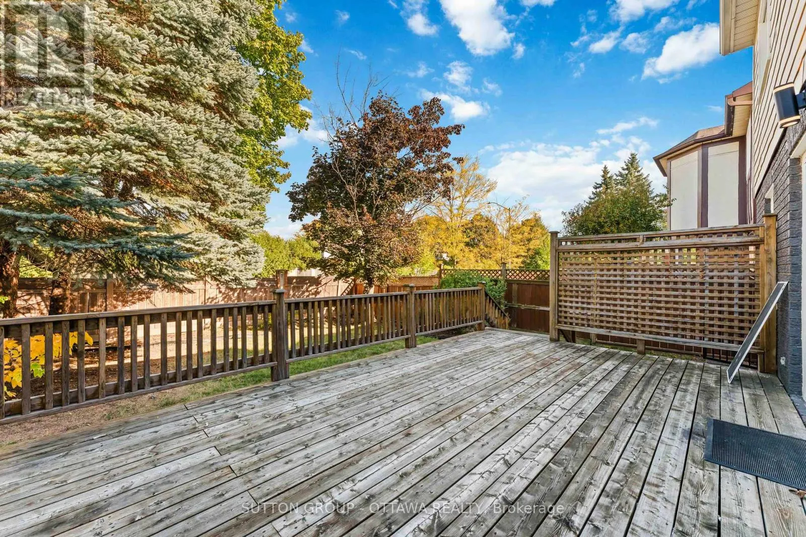 7 CASTLETHORPE CRESCENT