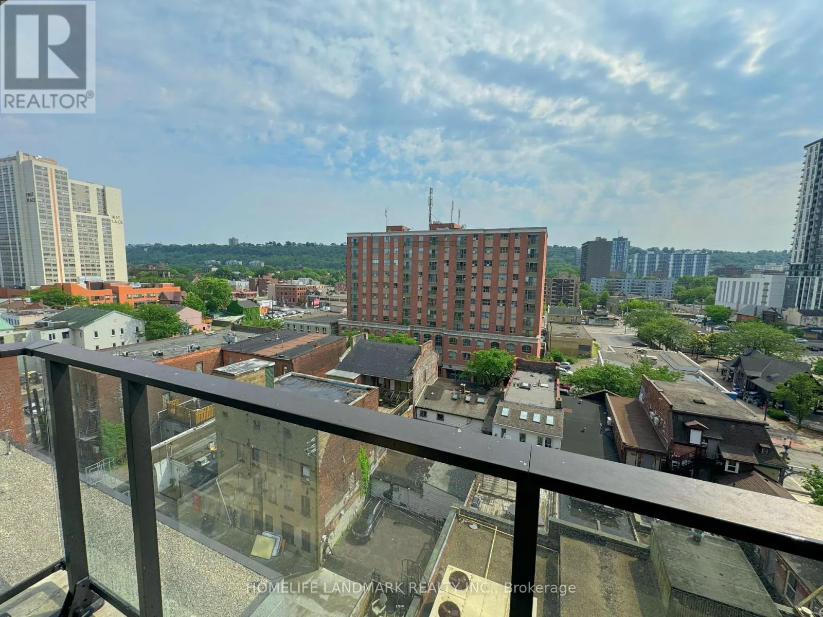 909 - 1 JARVIS STREET