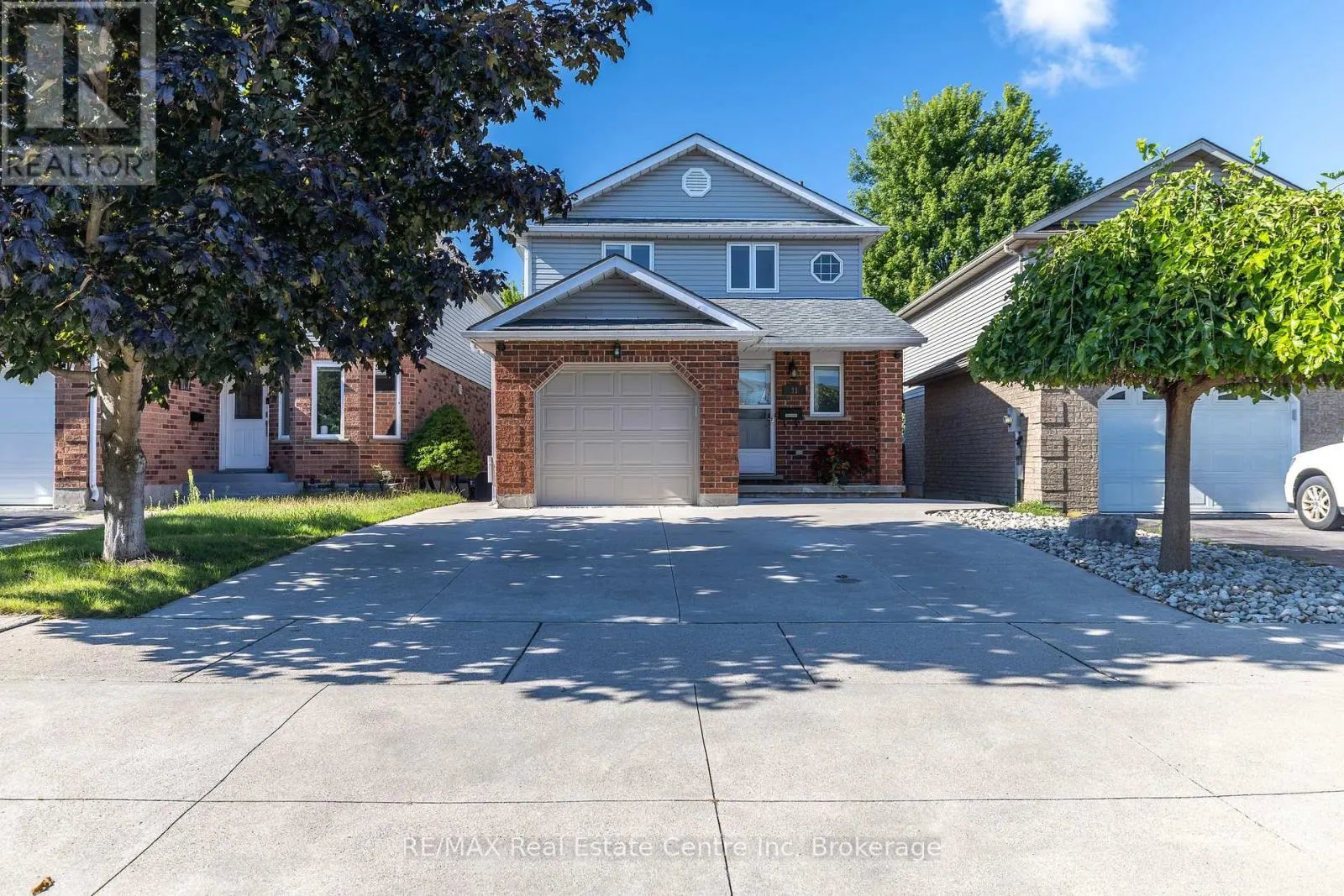 31 BUSHMILLS CRESCENT