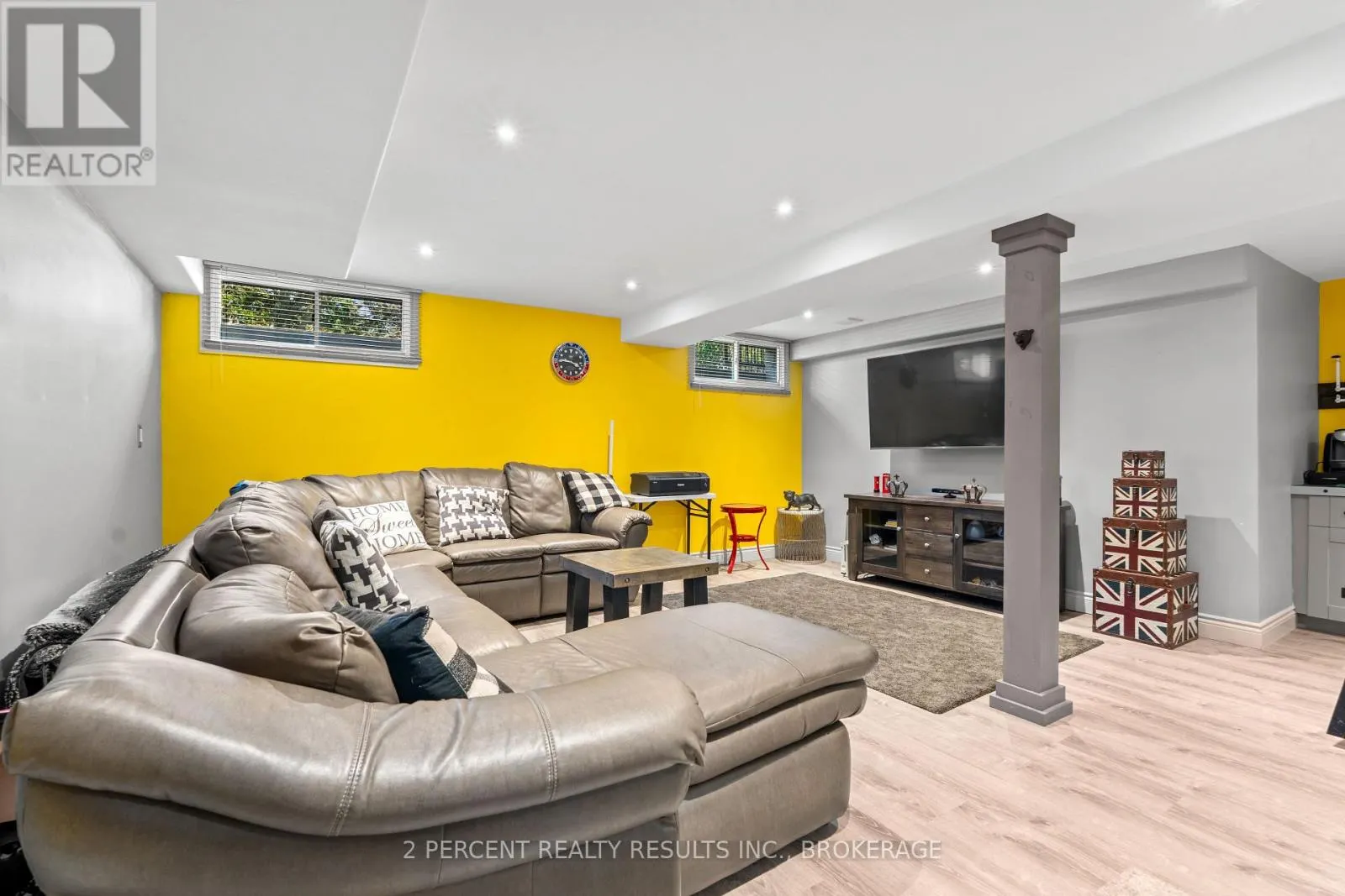 1405 FISHER CRESCENT