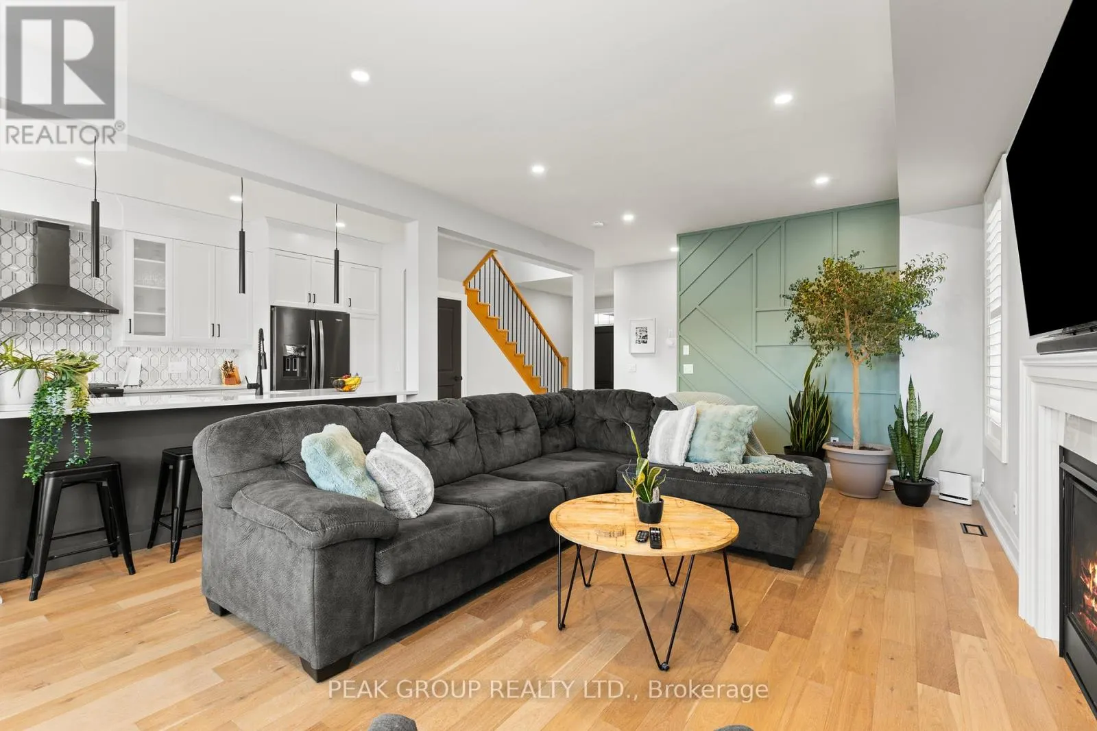 119 SUSAN DRIVE