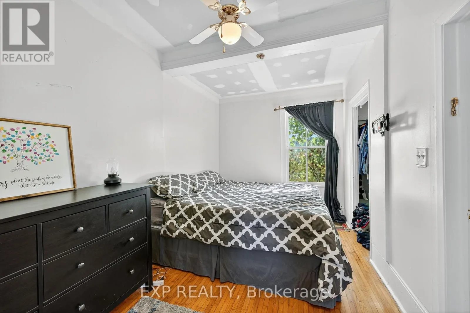 148 SPENCER ROAD