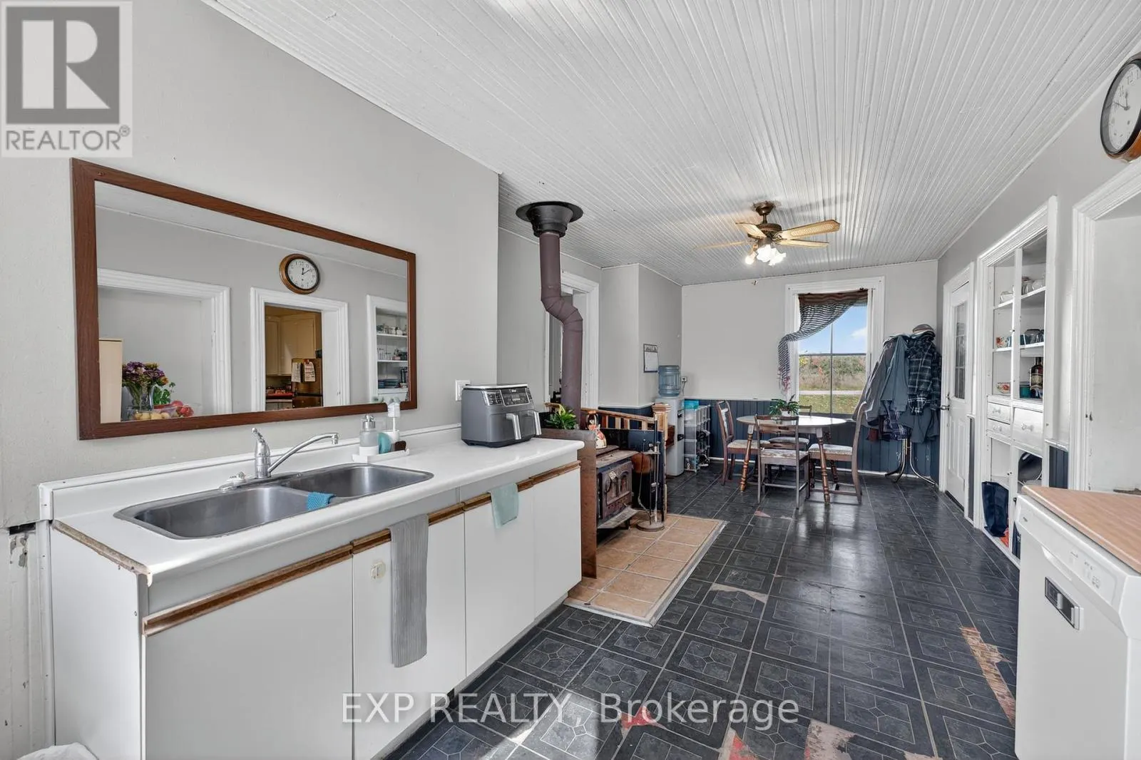 148 SPENCER ROAD