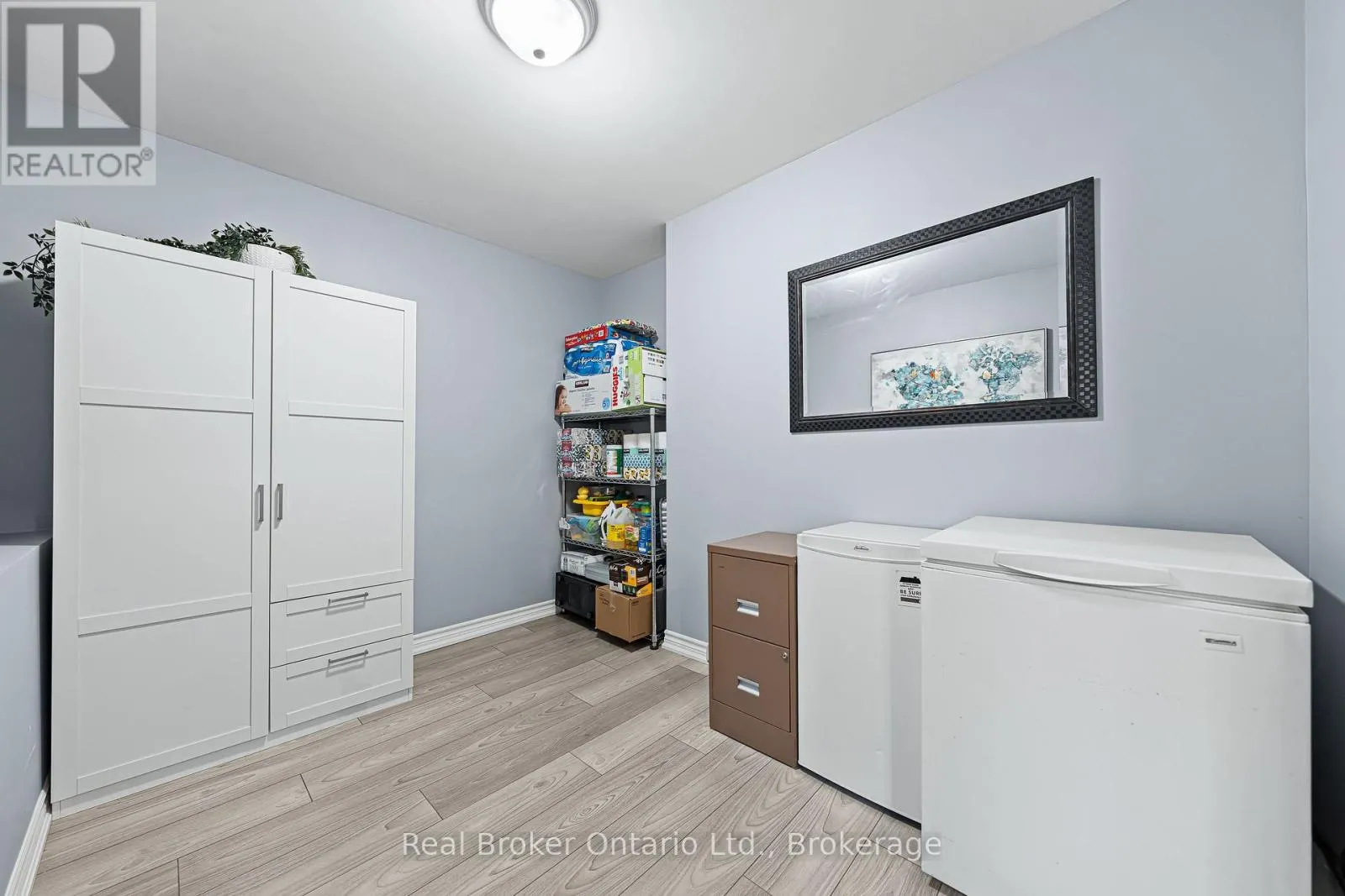 10 - 320 ALMA STREET, #10