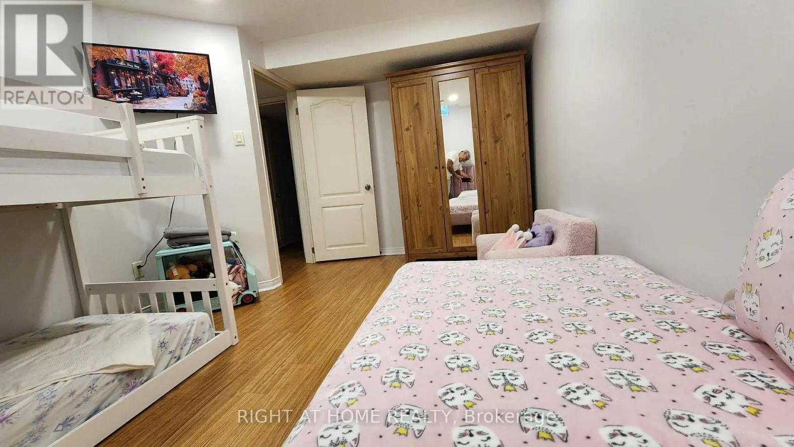 BASEMENT - 44 MEADOWLANDS BOULEVARD