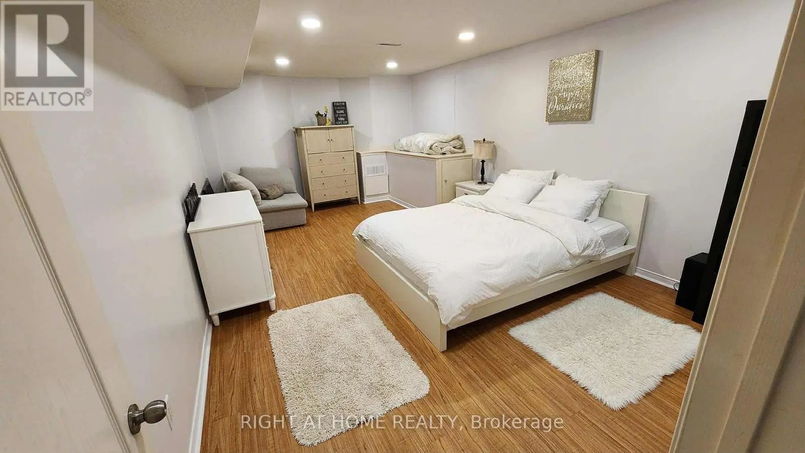 BASEMENT - 44 MEADOWLANDS BOULEVARD