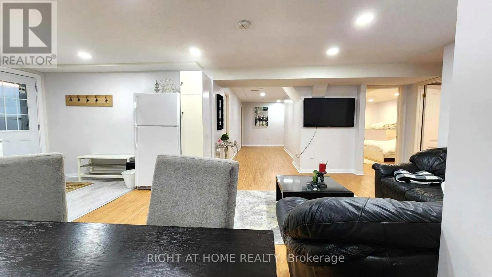 BASEMENT - 44 MEADOWLANDS BOULEVARD