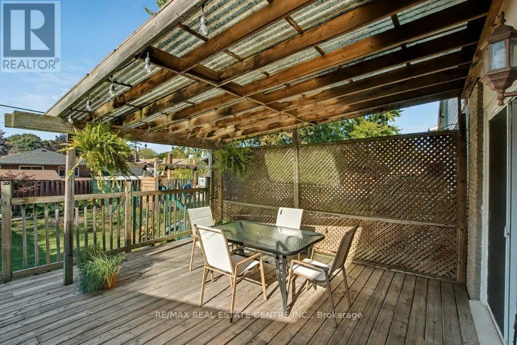 73 OBERMEYER DRIVE