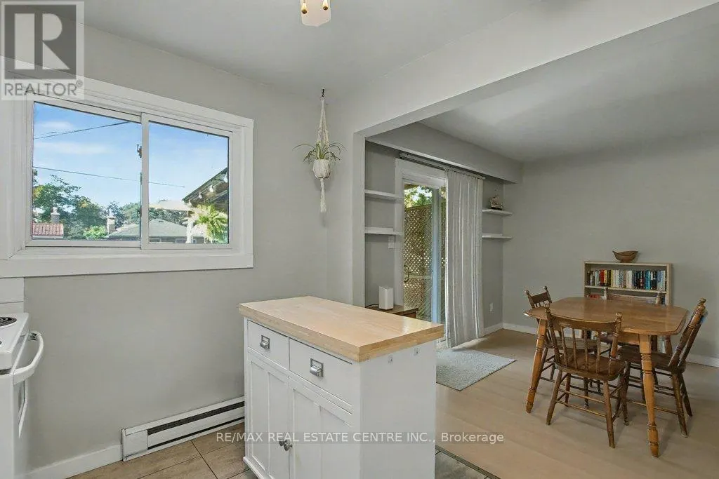 73 OBERMEYER DRIVE