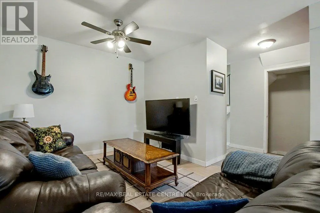 73 OBERMEYER DRIVE