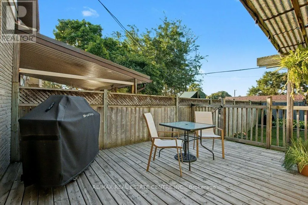 73 OBERMEYER DRIVE
