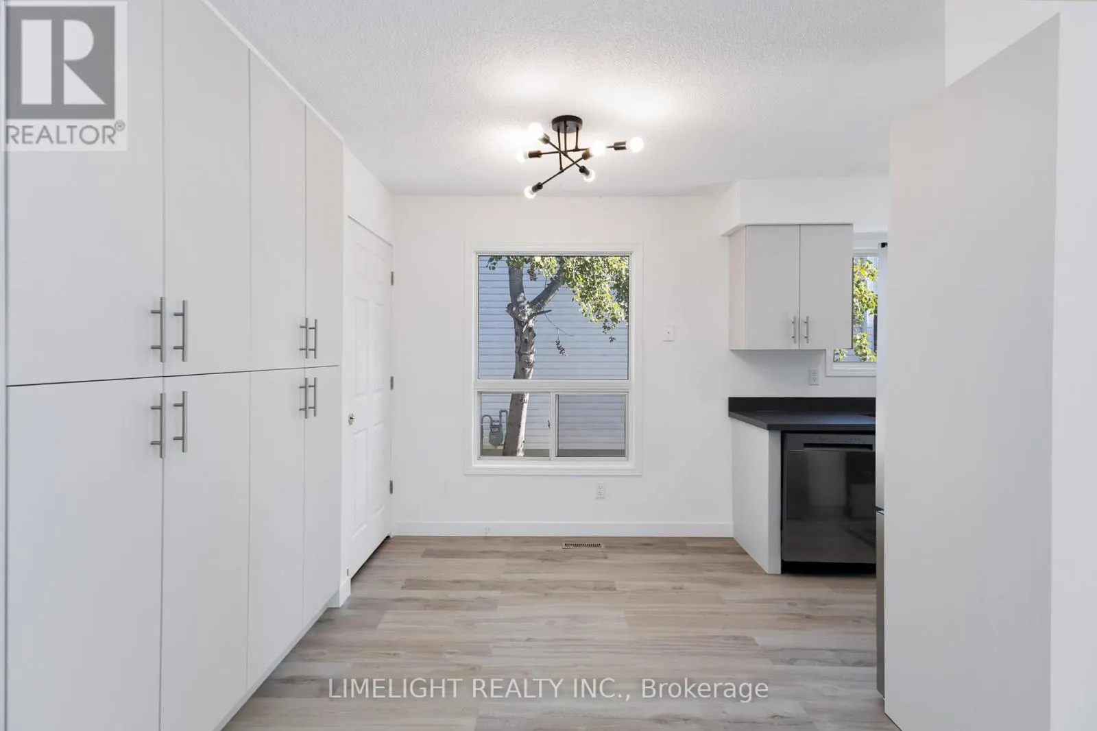 992 PROSPERITY COURT