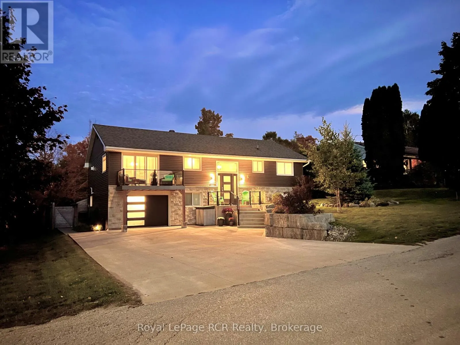 251 PEARSON STREET