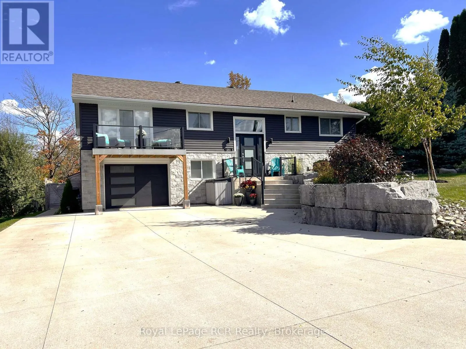 251 PEARSON STREET