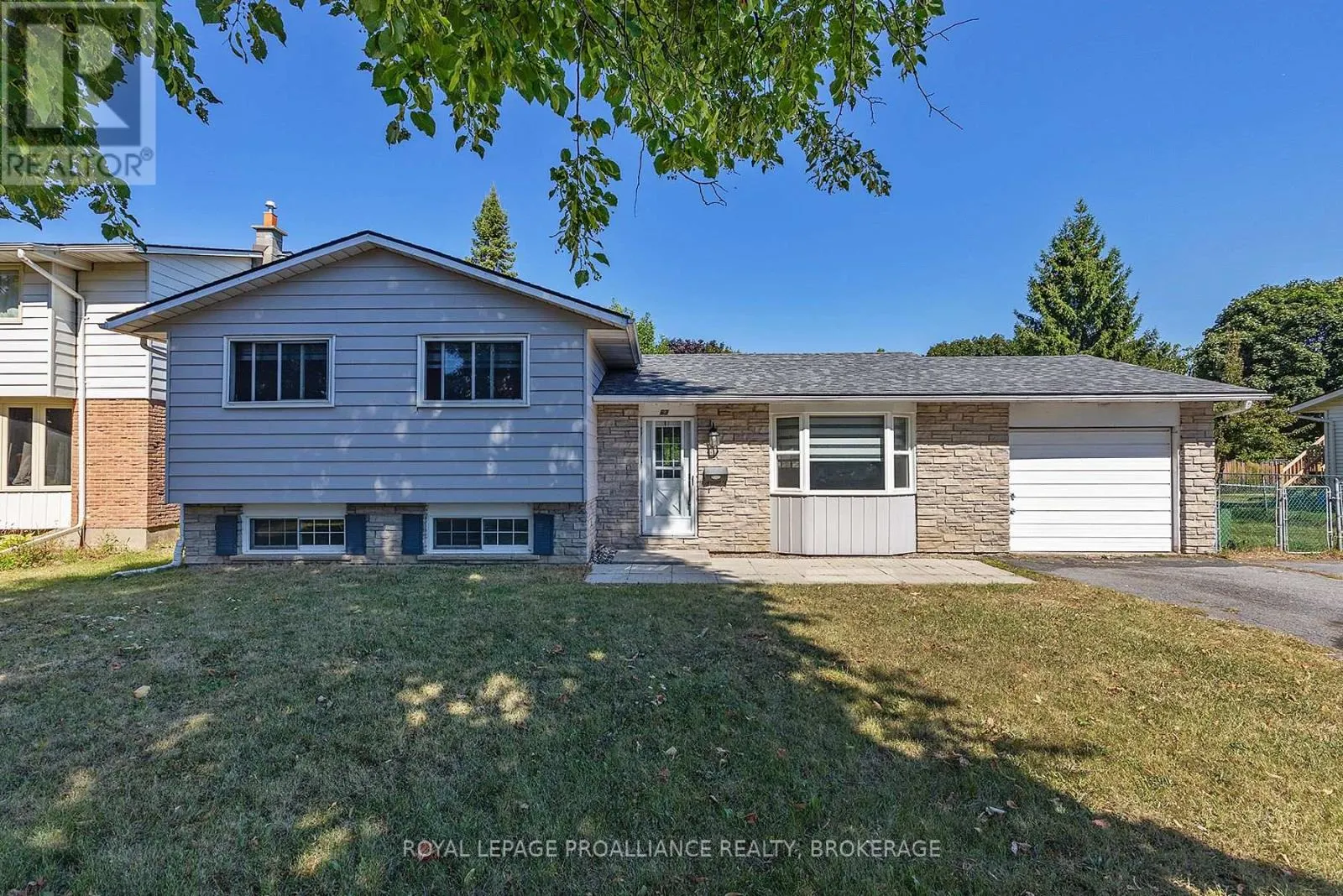 63 OLD OAK ROAD