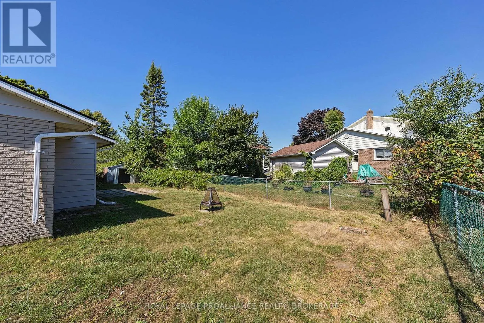 63 OLD OAK ROAD