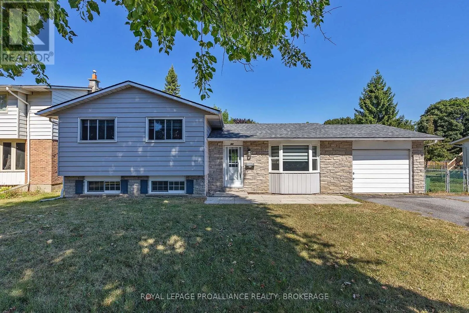 63 OLD OAK ROAD