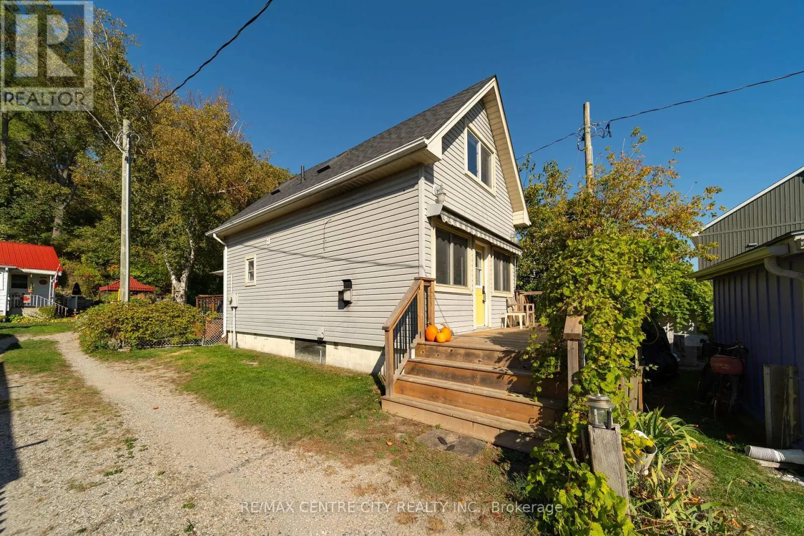 417 EDITH CAVELL BOULEVARD