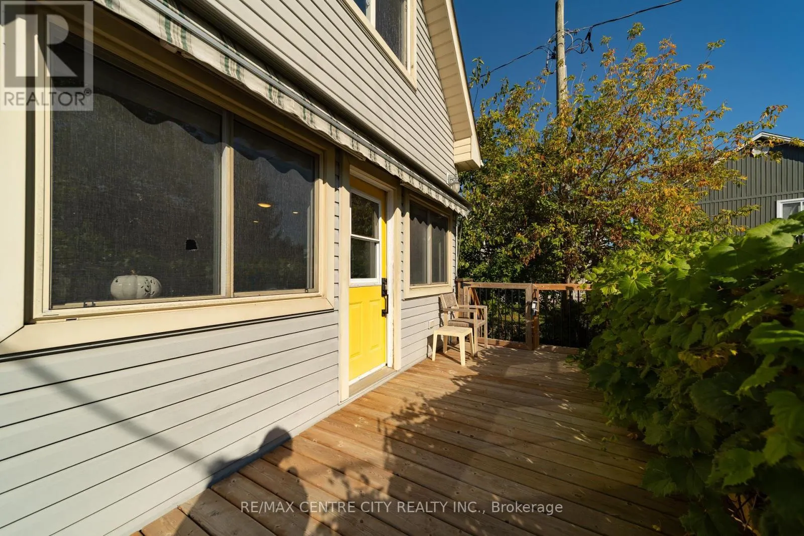 417 EDITH CAVELL BOULEVARD