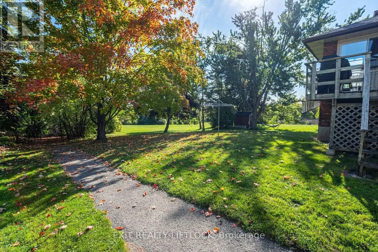 962 GOLFVIEW ROAD
