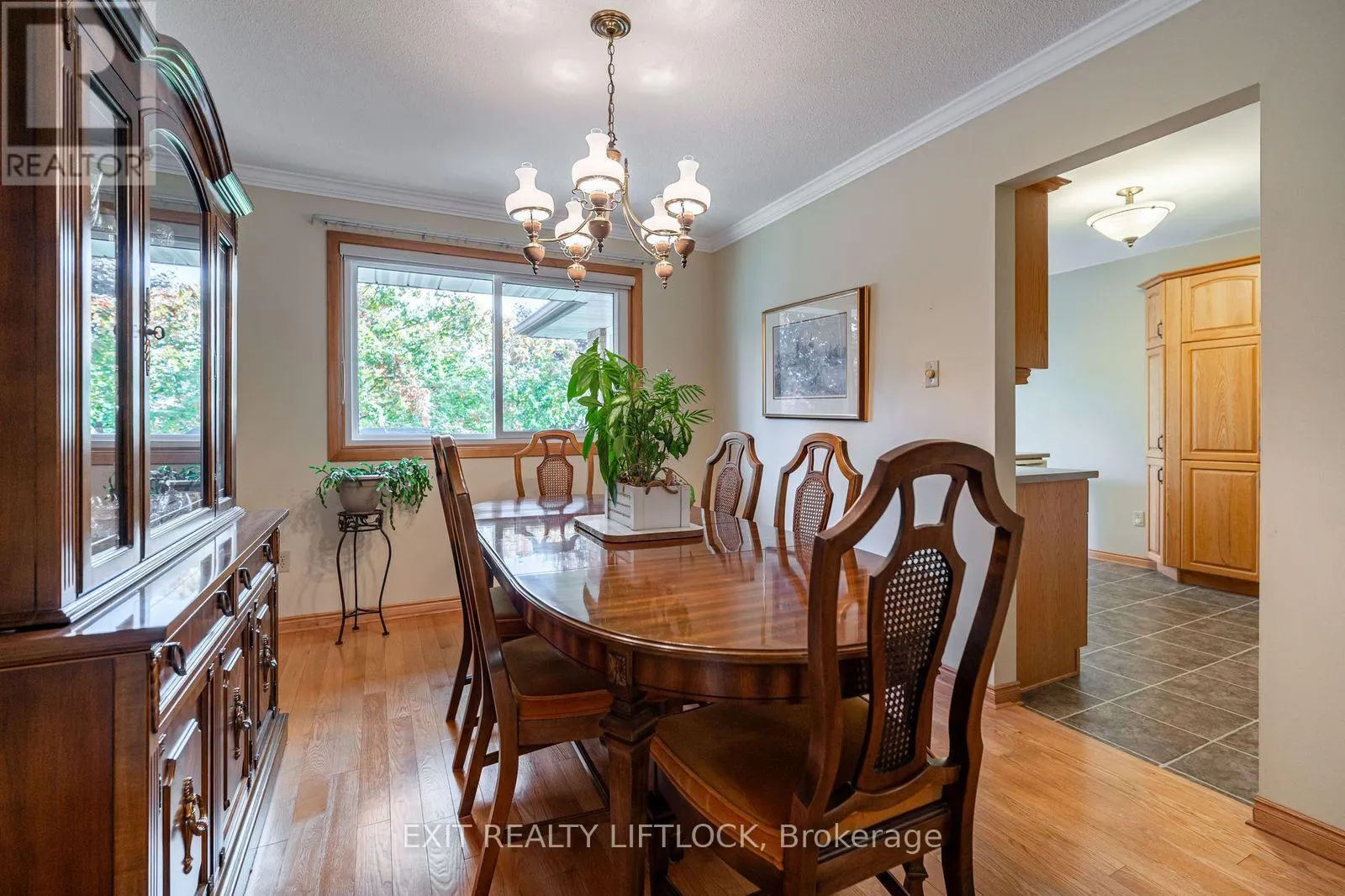 962 GOLFVIEW ROAD