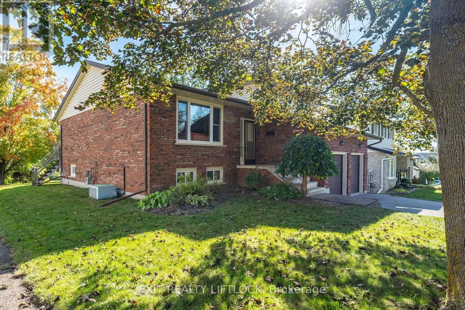 962 GOLFVIEW ROAD