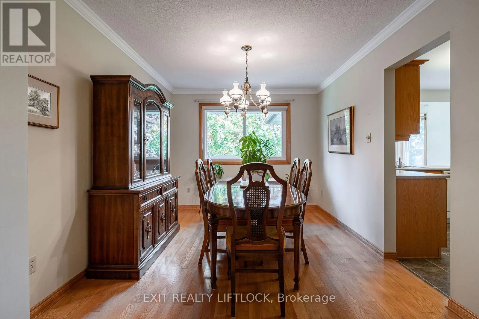 962 GOLFVIEW ROAD