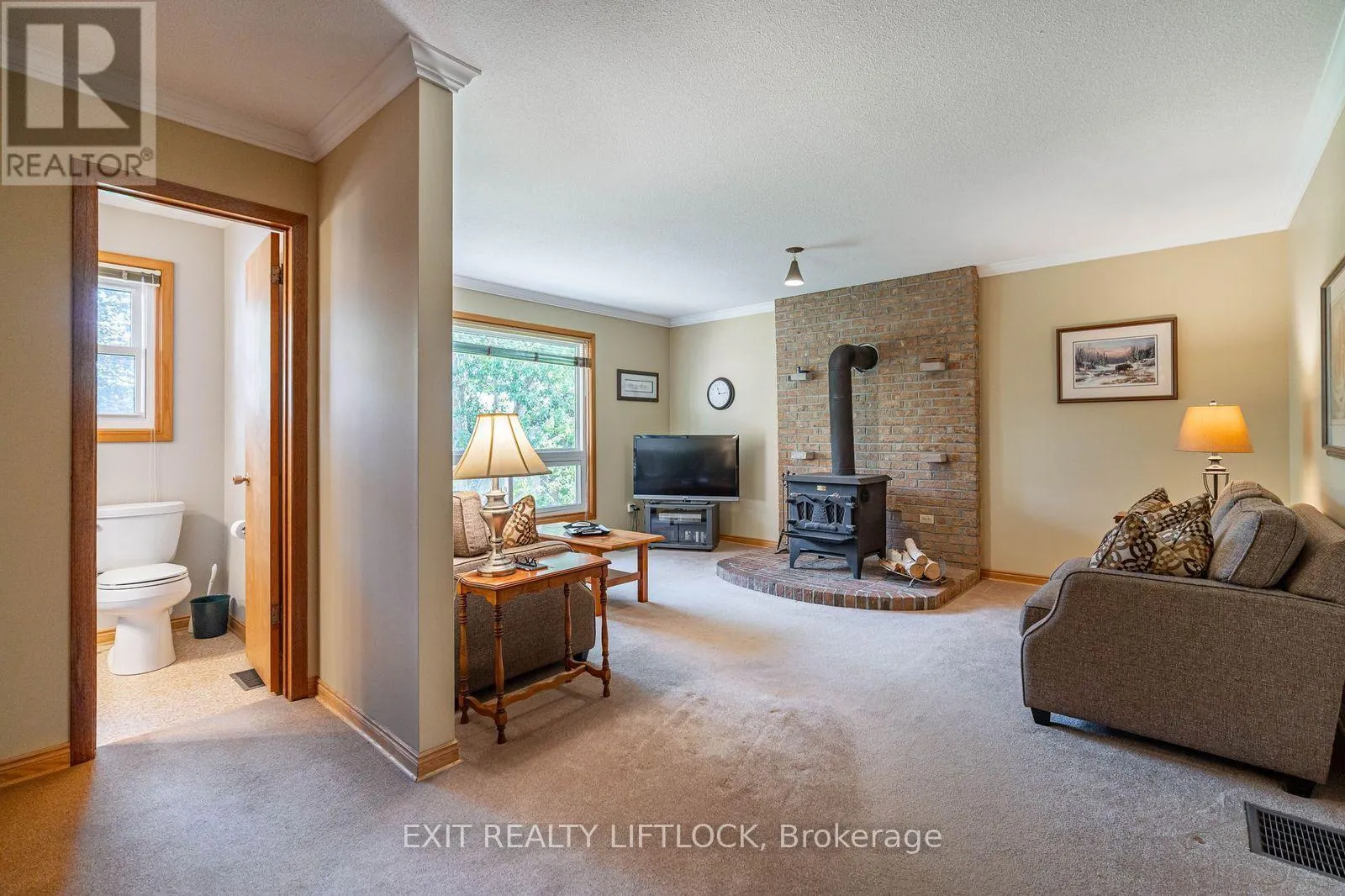 962 GOLFVIEW ROAD
