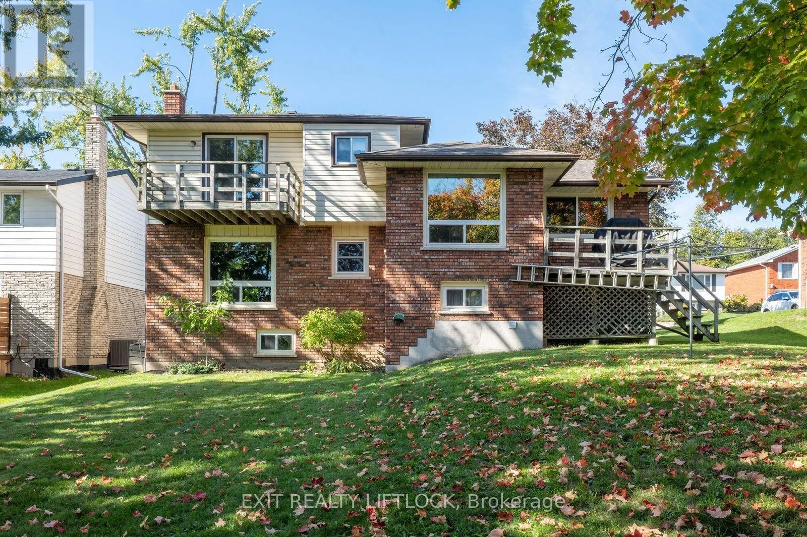 962 GOLFVIEW ROAD