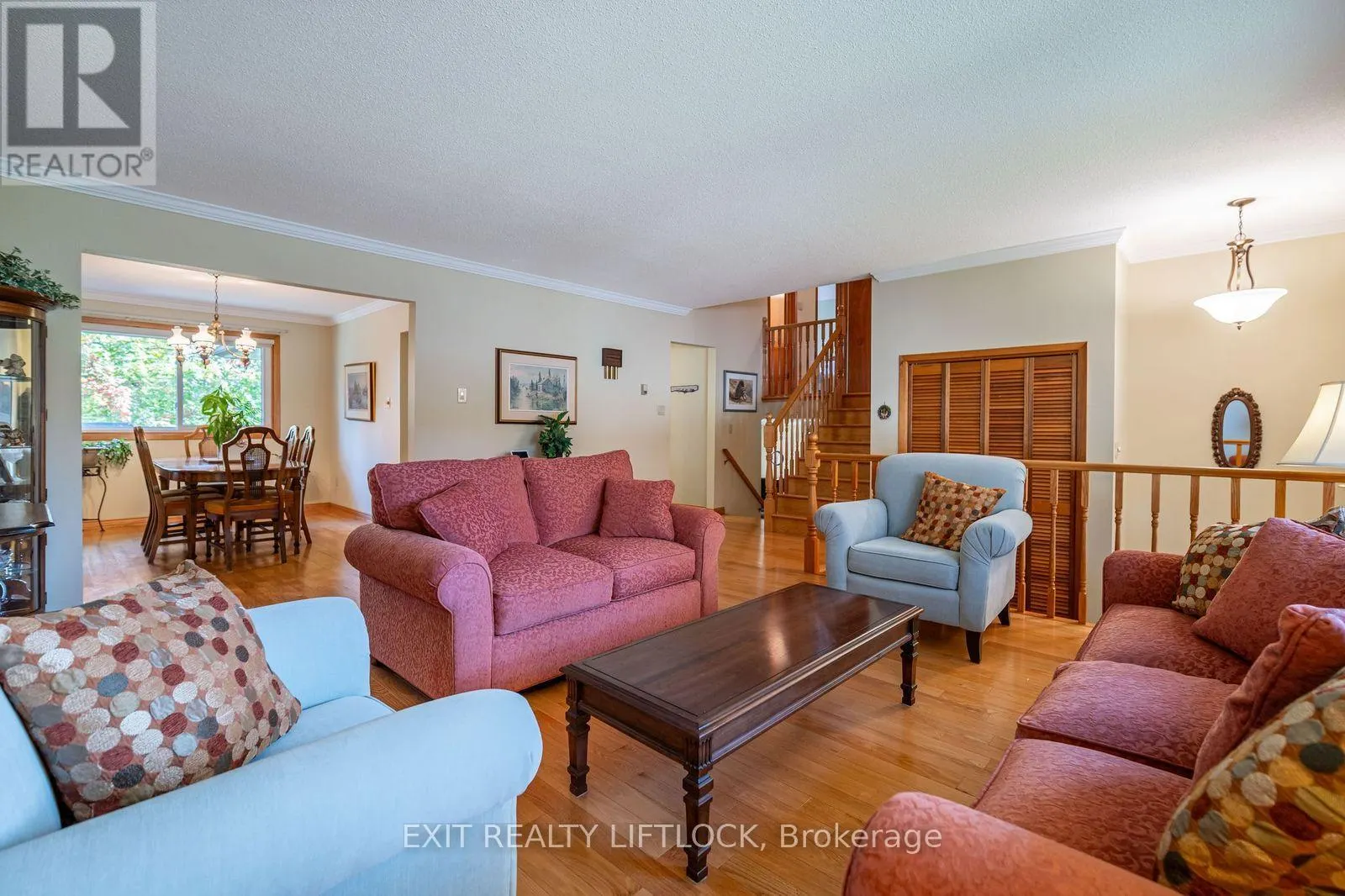 962 GOLFVIEW ROAD