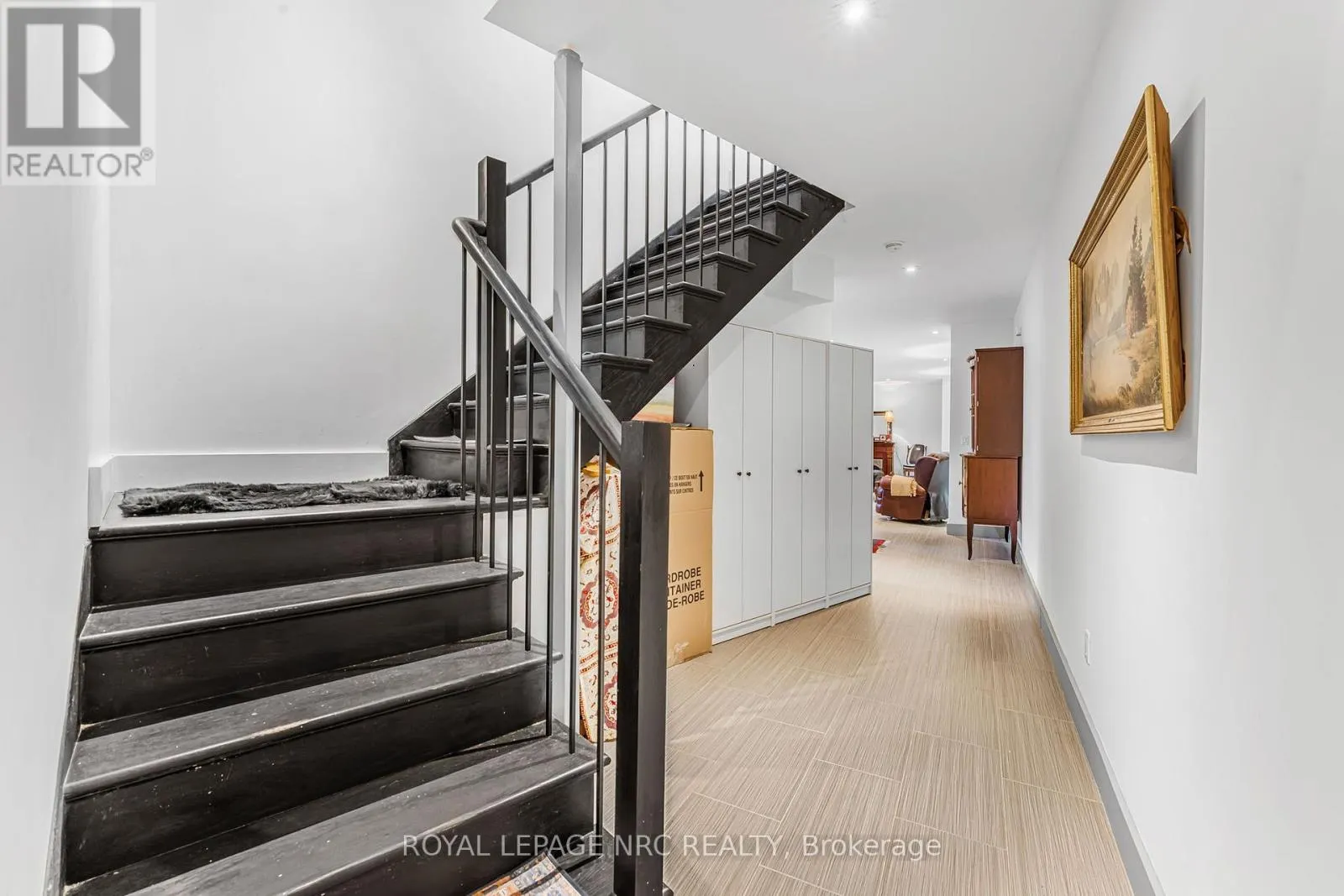 888 EDGEMERE ROAD