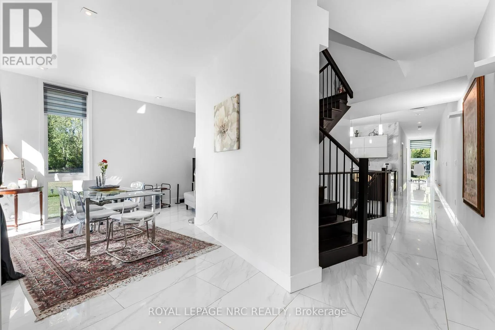 888 EDGEMERE ROAD