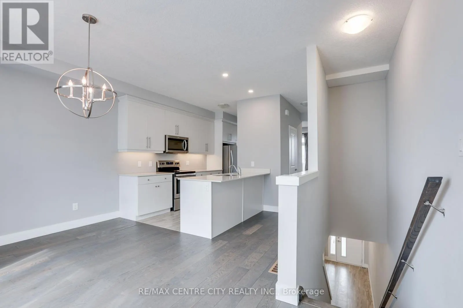 106 - 2070 MEADOWGATE BOULEVARD, #106