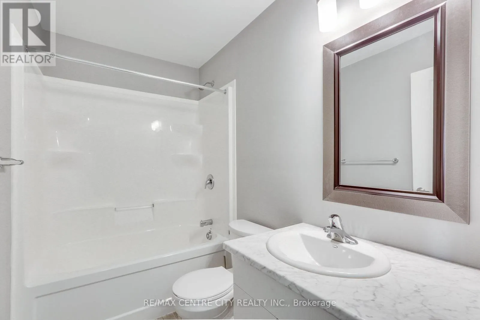 106 - 2070 MEADOWGATE BOULEVARD, #106
