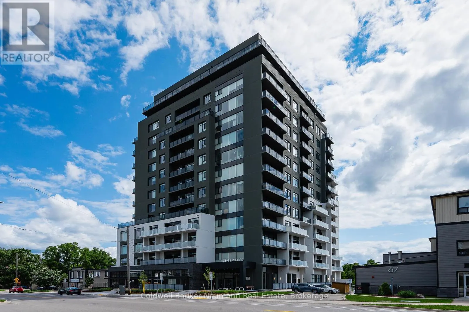 209 - 71 WYNDHAM STREET S, #209