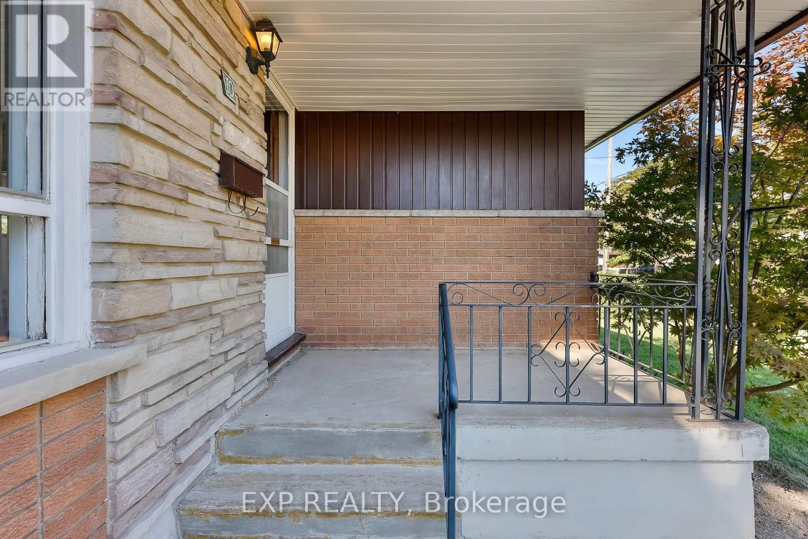 10 HARCOVE STREET