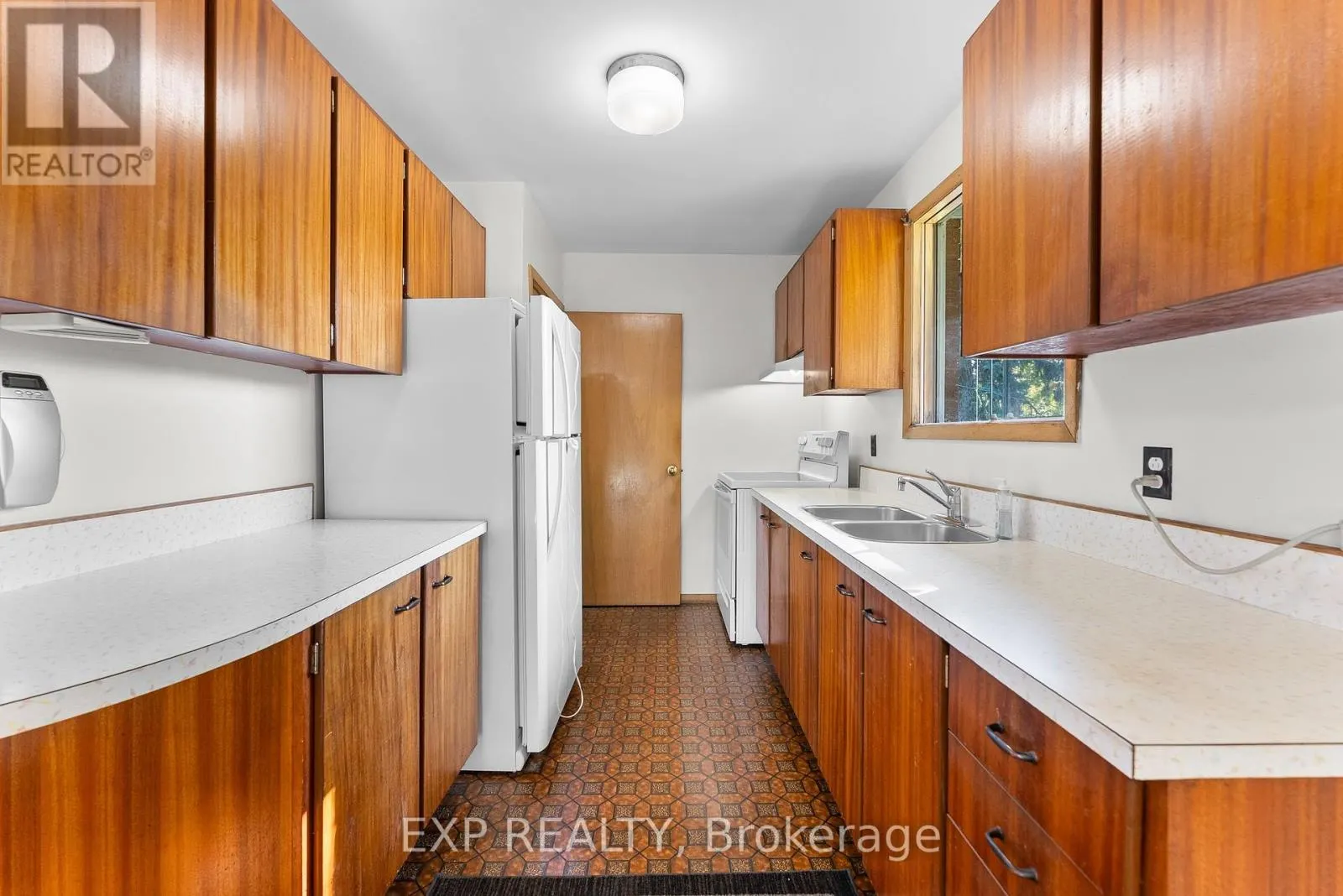 10 HARCOVE STREET