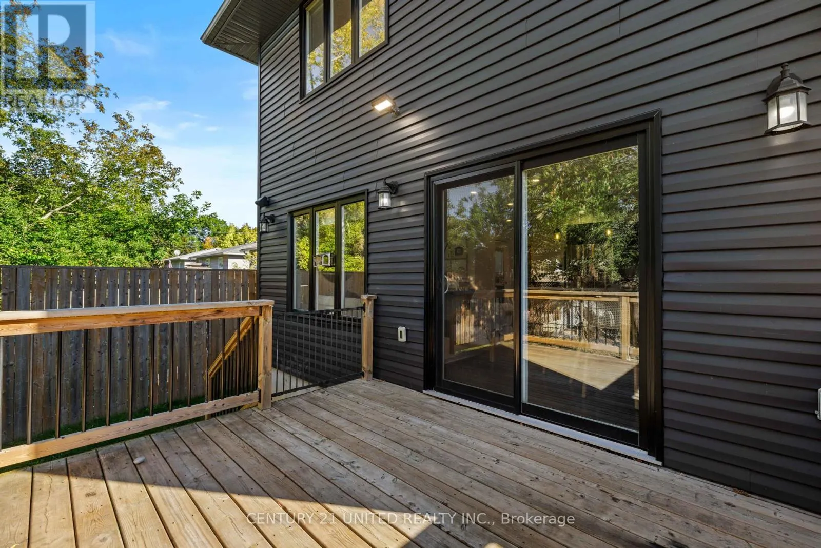 739 YOUNG STREET