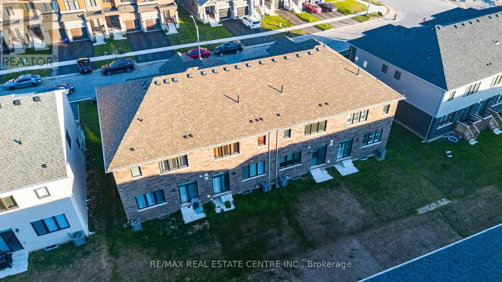 124 GRANVILLE CRESCENT