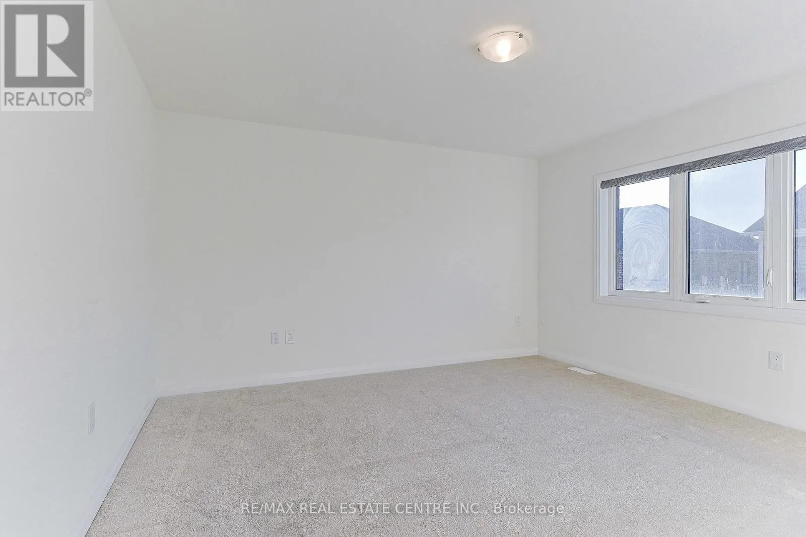 124 GRANVILLE CRESCENT