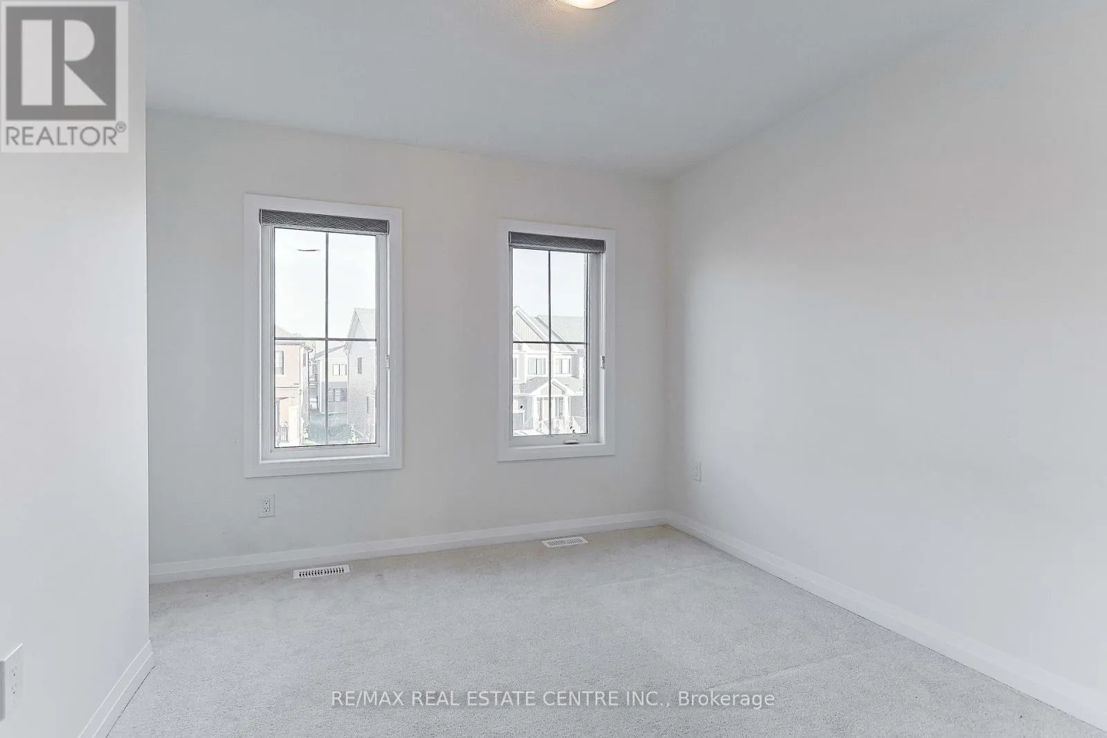 124 GRANVILLE CRESCENT