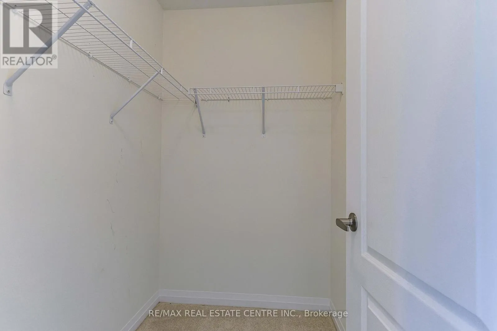 124 GRANVILLE CRESCENT