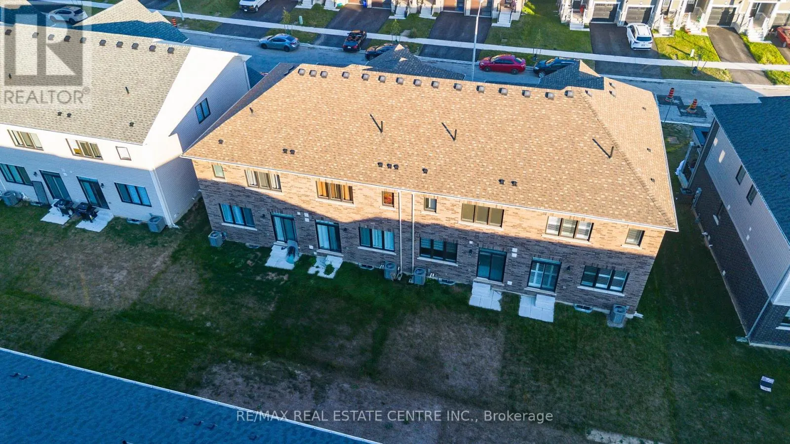 124 GRANVILLE CRESCENT