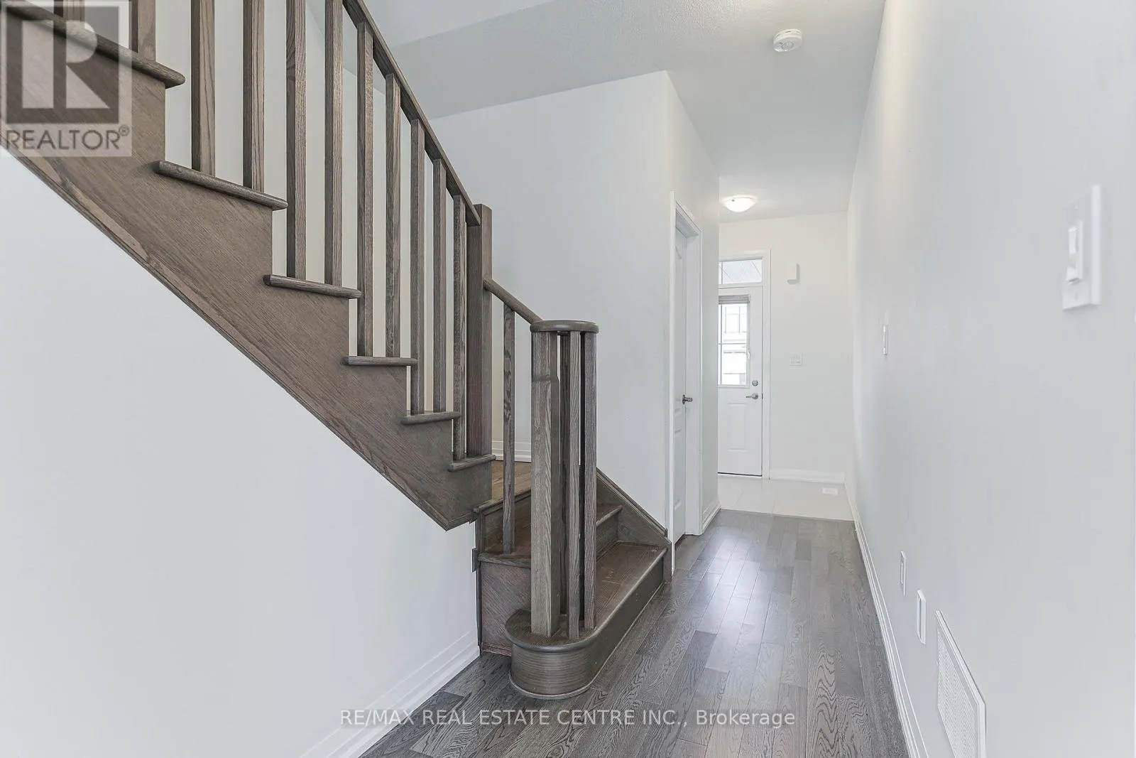 124 GRANVILLE CRESCENT