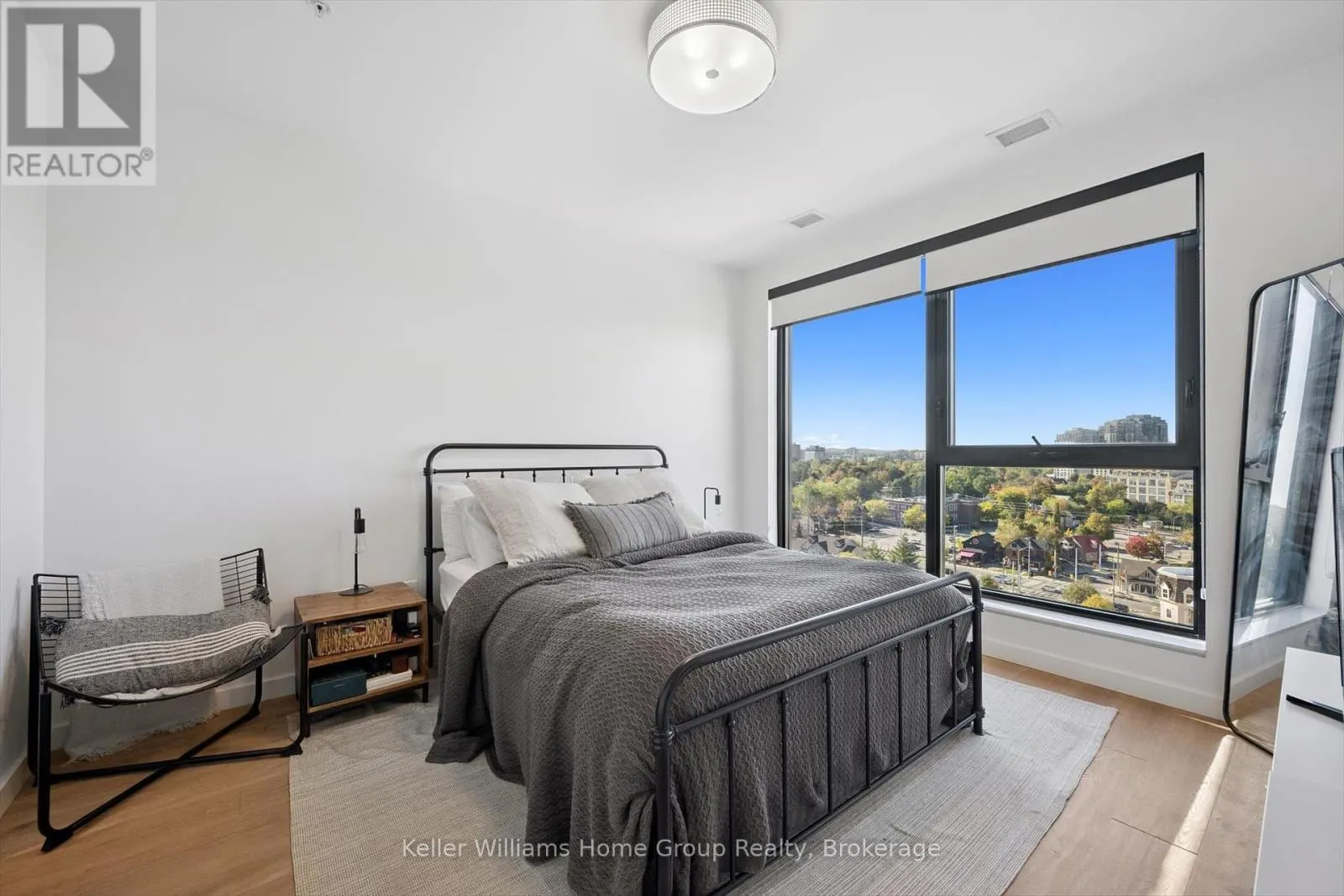 1105 - 181 KING STREET S, #1105